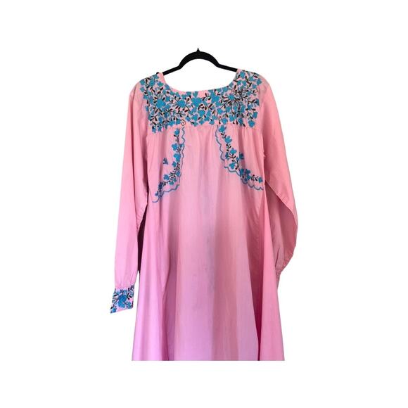 Vintage Baby Pink Hand Embroidered Vintage 1970s Floral Maxi Dress - Picture 5 of 10